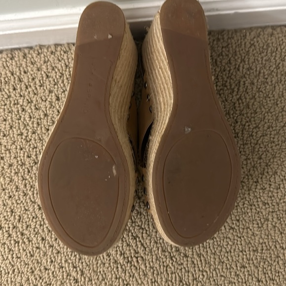 Lucky Sandals - Picture 6 of 9